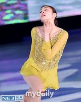 组图：韩国冰上公主金妍儿退役办纪念表演
