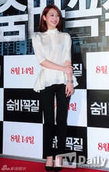 组图：金秀贤Sulli李玹雨等为《捉迷藏》站台