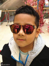 组图：郭涛六岁儿子首次曝光 帅酷赛过老爸