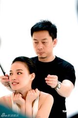 幻灯图：舒淇变身网游主角身陷险境 等待粉丝营救