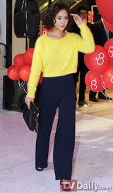 组图：韩星Secret黄静茵等亮相品牌开业典礼