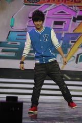 组图：武艺朱梓骁争“萌主” 《爱的抱抱》引爆全场