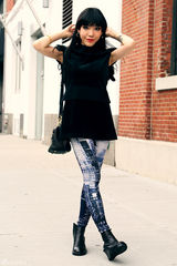 组图：吴莫愁纽约时装周简约街拍大片摩登心情