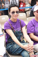 组图：刘嘉玲自称无所不谈 要感谢当年绑犯