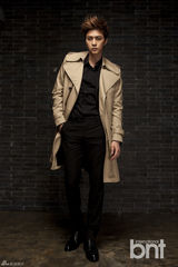 高清图：韩星金智勋拍写真 微露胸肌展致命诱惑