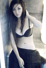 高清组图：童颜萝莉闪闪maity性感写真爆乳出镜