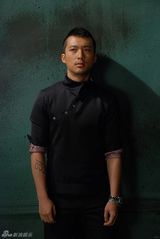 高清组图：小柯弟子里翌楷写真 设计师也爱唱歌