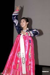 组图：中朝合拍片《平壤之约》首映礼李少红助阵