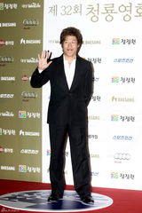 组图：第32届韩国青龙电影奖颁奖典礼群星闪耀