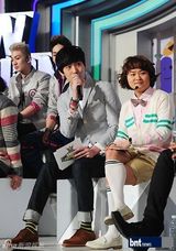 组图：金申英等助阵音乐节目《冠军秀》录制