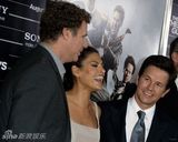 幻灯图集：《二流侦探》首映 性感门德斯成焦点