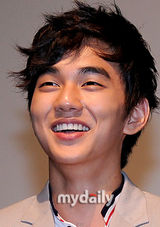 组图：刘承浩朴哲民为动画片配音 助阵媒体首映会