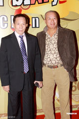 组图：陈百祥摆六十寿宴 谭咏麟狄波拉等道贺