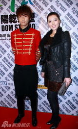 幻灯图集：齐秦胡兵邓超等齐聚时尚发布会