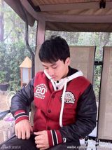 组图：体操萌主冯喆微博搞笑走红