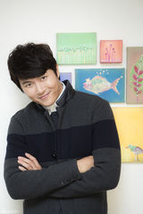 高清组图：韩星在熙对话新浪娱乐