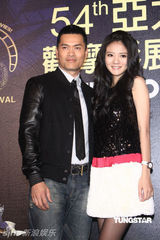 组图：《喋血孤城》重聚 大S红娘安以轩未收到喜帖