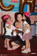 组图：郭羡妮满口不离女儿 避谈旧爱温兆伦