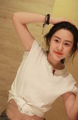 组图：传媒大学校花照片曝光 长相清纯似张柏芝