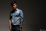 组图：李泰延帅气牛仔写真