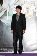 高清图：《结义兄弟》试映 姜东元宋康昊演特工