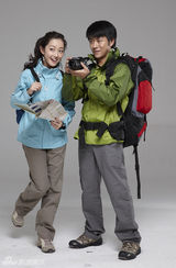 幻灯图集：林申蒋梦婕圣诞写真 演绎80后情侣生活