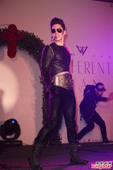 组图：吴建豪亮相宣传新专辑 否认秘婚传闻