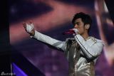 组图：周杰伦上海演唱会告捷 加安可歌曲显诚意