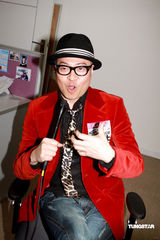 幻灯图：王晶将拍《潮性办公室》谢婷婷不出演