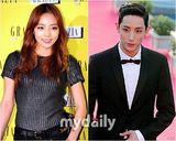 组图：Kara具荷拉与男模李秀赫被拍传恋情