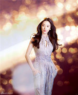 组图：张雨绮矫饰颓靡之美 回顾童年