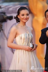 组图：《甄嬛传》“谨汐”孙茜亮相秀甜美笑容