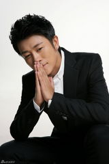 组图：《花开半夏》曝定妆照 林申李沁上演纯爱