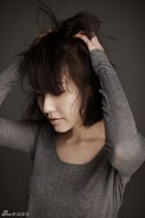 组图：高露暖春写真洋溢清新文艺范儿