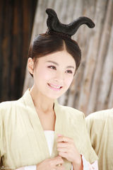 组图：《兰陵王》毛林林饰皇后 清纯少女照曝光