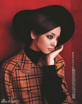 组图：佐佐木希登杂志封面 七款服饰扮靓一周