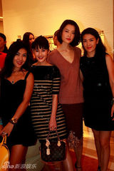 组图：陈燃亮相时尚活动 造型甜美似赫本