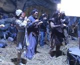 组图：李宗翰甜蜜庆生 鬼鬼玩兴大发抹奶油