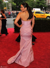 高清组图：《碟中谍4》女星宝拉-巴顿性感亮相