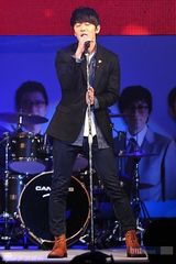 组图：少女时代等鼓励高考生唱响“点亮演唱会”