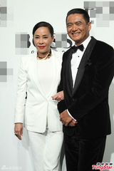 组图：周润发钟楚红同场现身 林志玲秀翘臀