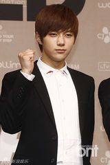 组图：INFINITE将举行世界巡演 召开记者招待会