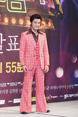 高清组图：韩星安在旭孙谭菲宣传新剧《光与影》