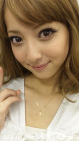 幻灯图集：日本人气美女佐佐木希生活照集锦