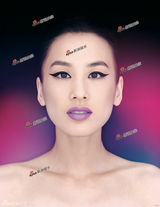 组图：黄圣依新造型大胆 面部图腾浓艳魅惑