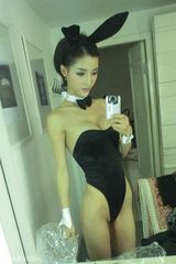 组图：嫩模李颖芝爆乳翘臀兔女郎装扮性感诱惑