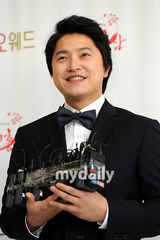 组图：韩国演员安在模1月9日下午举行婚礼