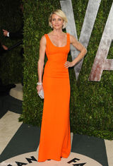 高清图：卡梅隆-迪亚兹橙色礼服亮相奥斯卡派对