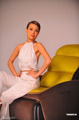 高清组图：容祖儿拍摄广告大片优雅高贵