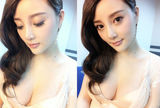 2012明星盘点组图：那些性感万分的娱乐瞬间